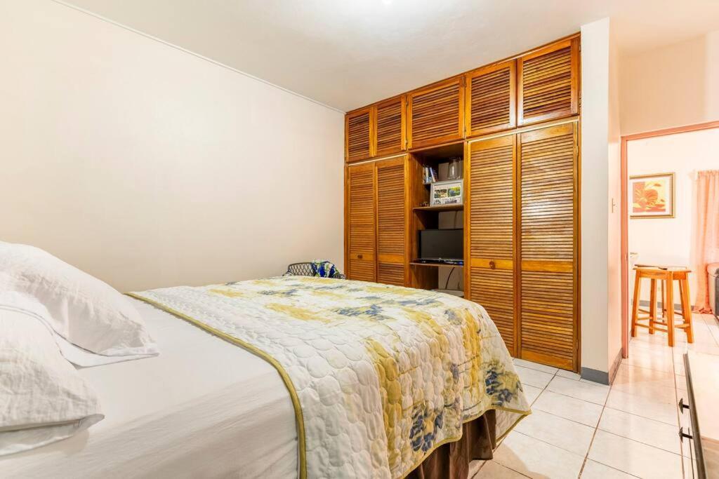 Shaw Park Gem Apartment Ocho Rios Bagian luar foto