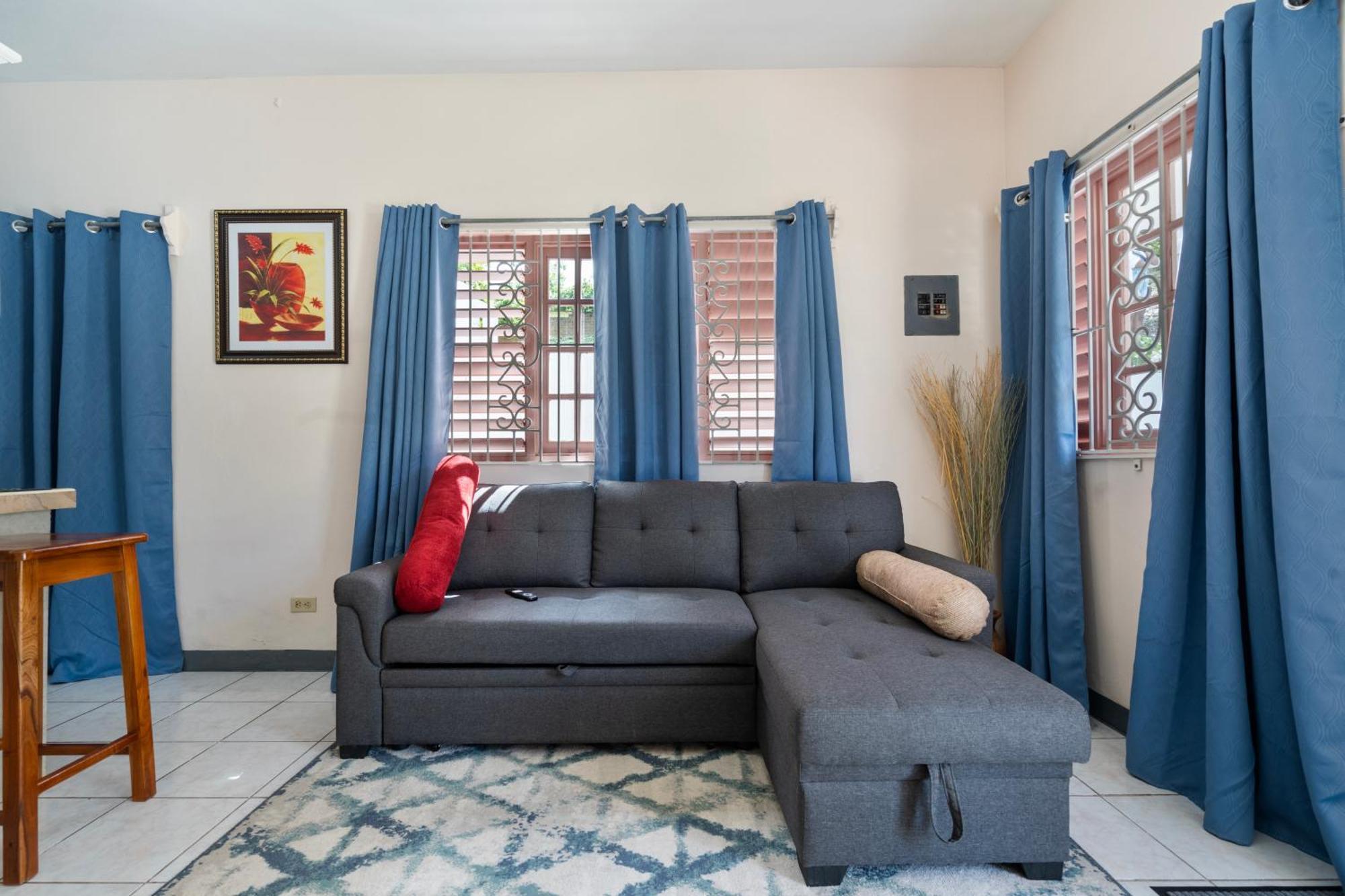Shaw Park Gem Apartment Ocho Rios Bagian luar foto